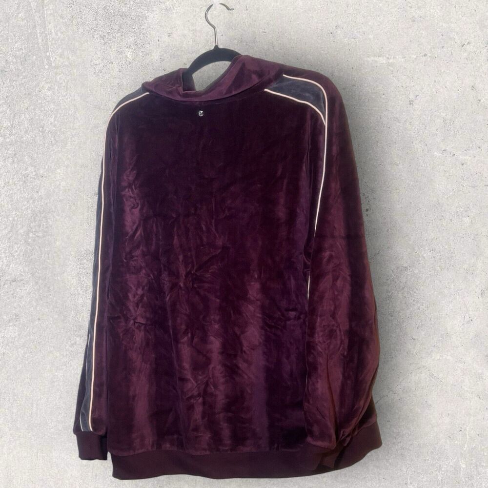 Fabletics Maroon Velour Sweatsuit, 3x - Picture 12 of 13